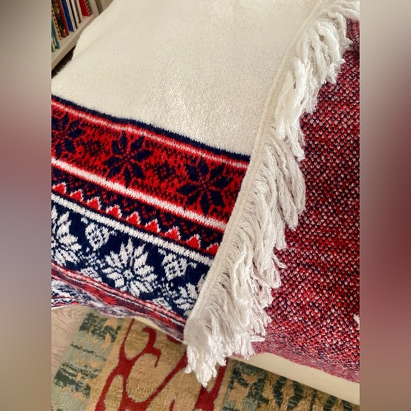 GILI Blanket Cardigan Sweater - Picture 9 of 10